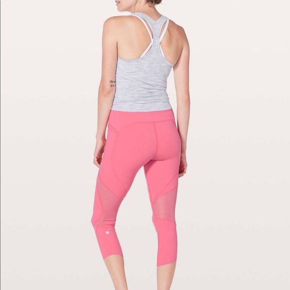 Lululemon On Pace Crop Glossy Hot Pink 6 - Picture 3 of 7